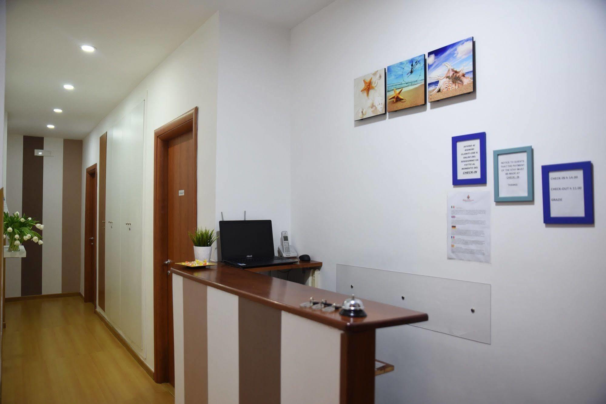 The Night Guest House Sorrento Buitenkant foto